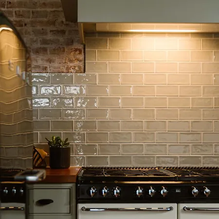 Crash'nstay - Wachtpost 22 *