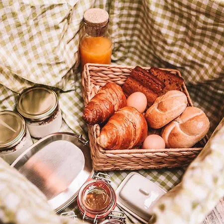 Crash'nstay - Wachtpost 22 *