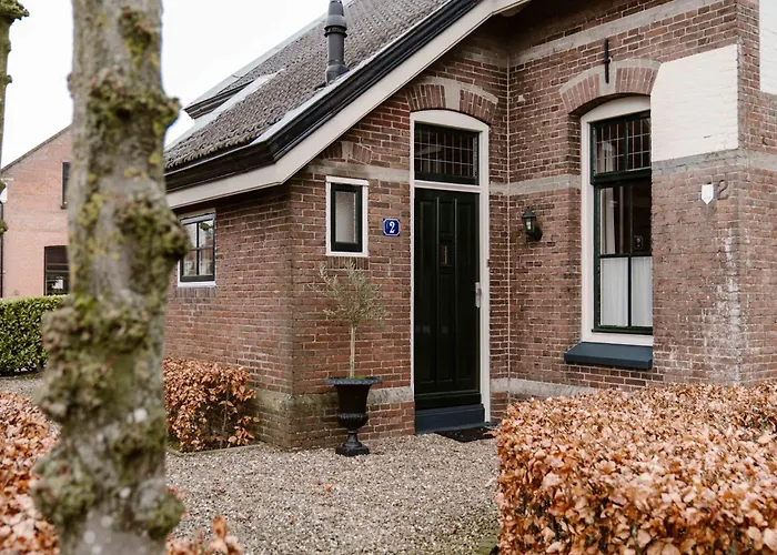 Crash'nstay - Wachtpost 22 *