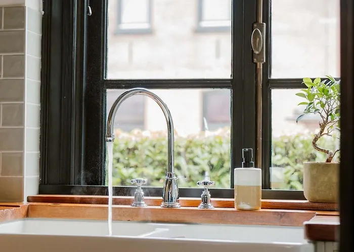 Crash'nstay - Wachtpost 22 * Waalwijk