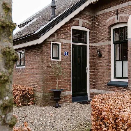 Crash'nstay - Wachtpost 22 *