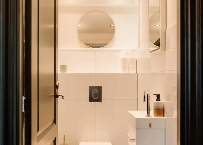 Crash'nstay - Wachtpost 22 *